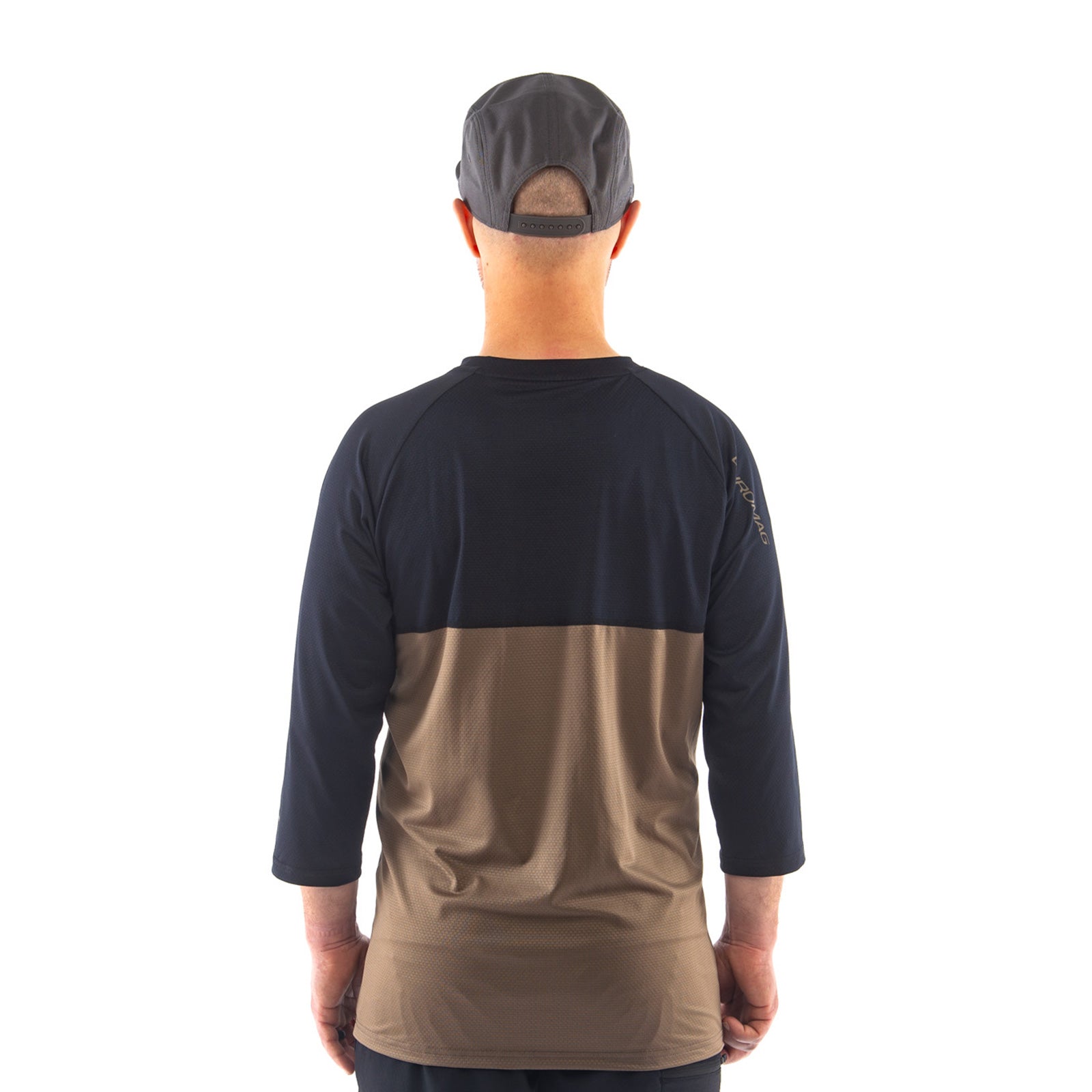 Model is 5' 6" wearing size Medium.