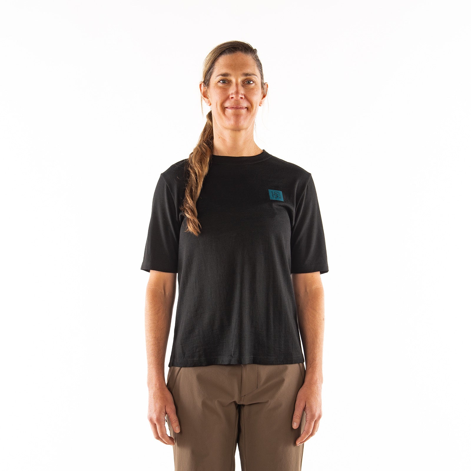 The model is 5' 8" wearing size Medium.