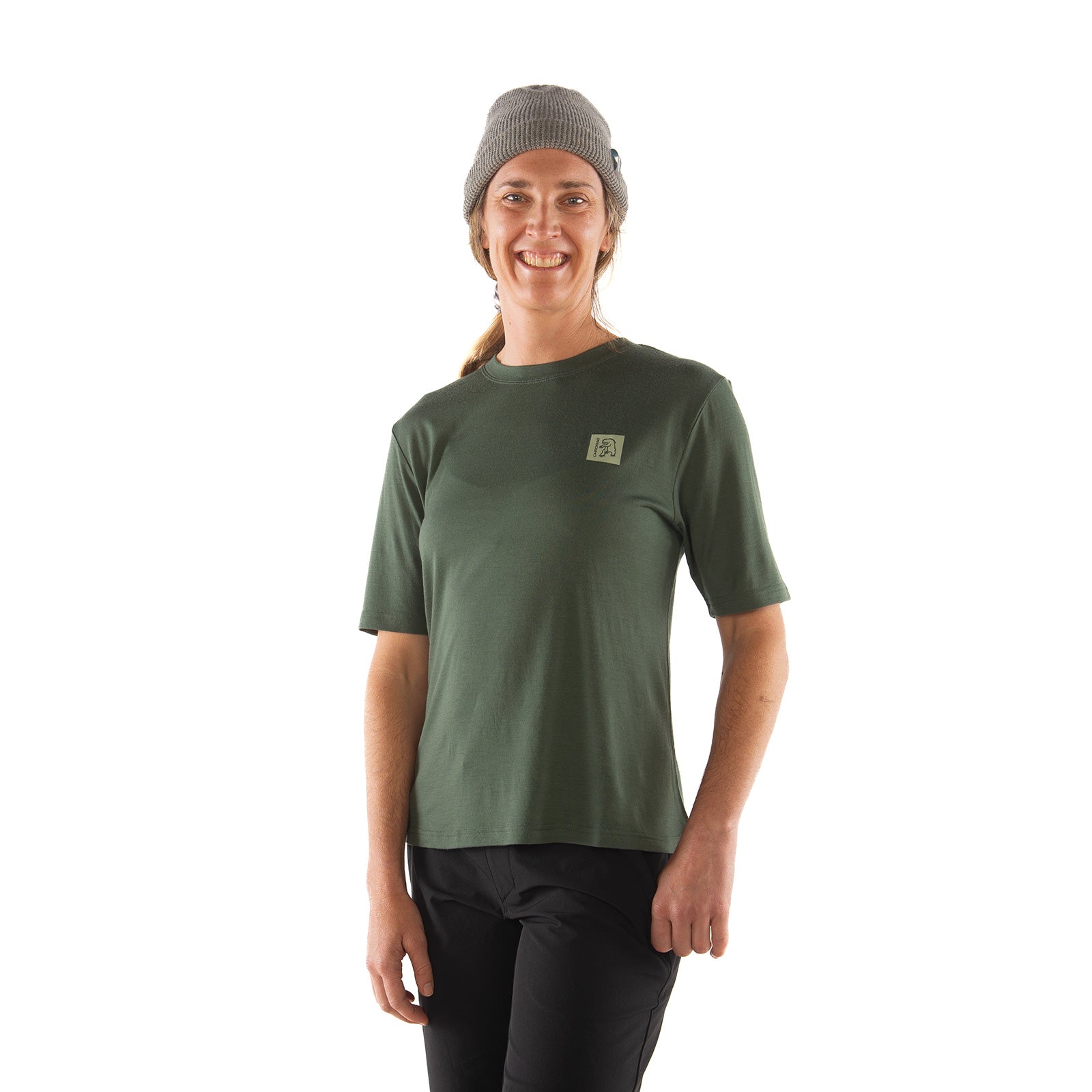 The model is 5' 8" wearing size Medium.